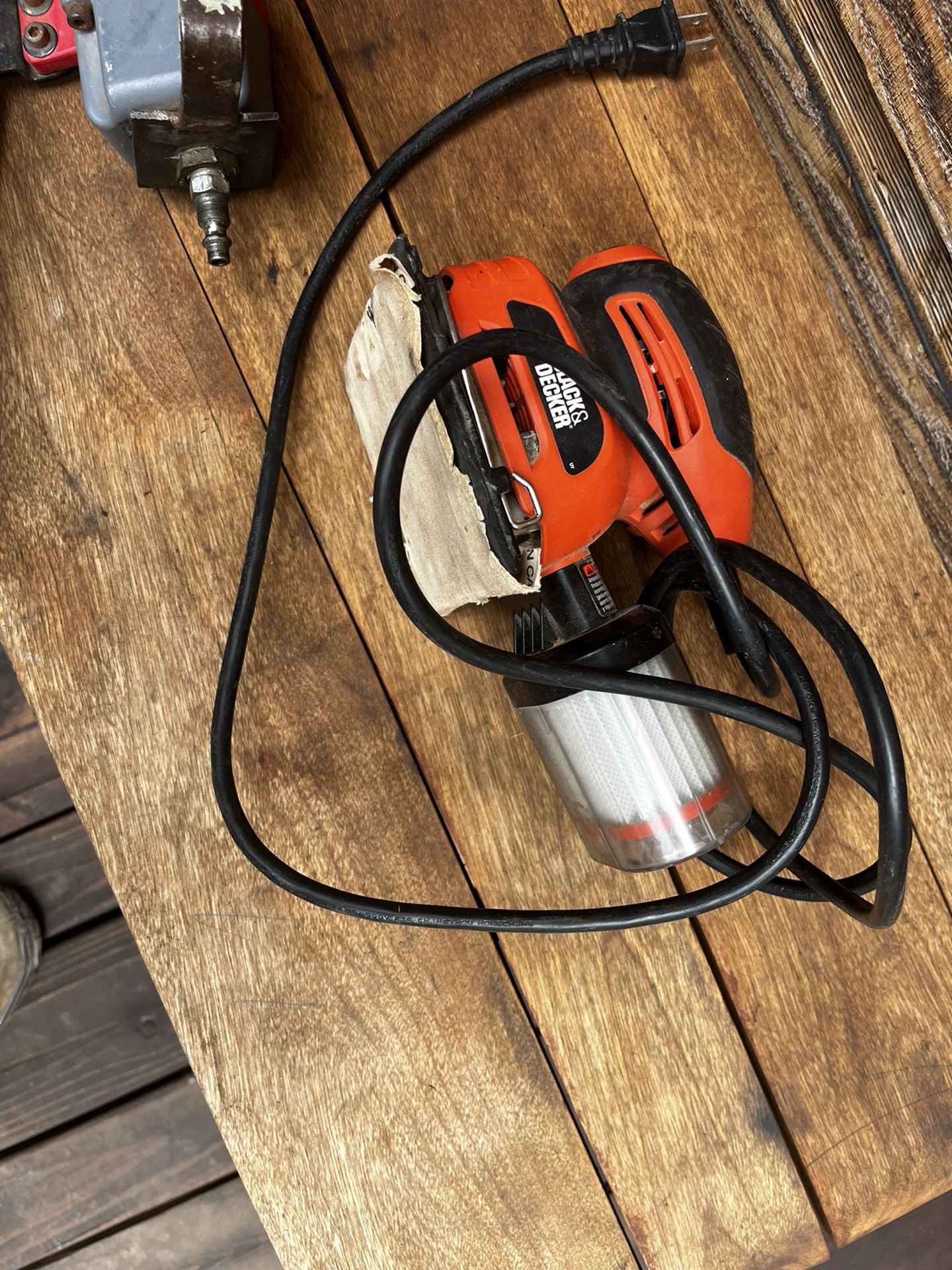 Black And Decker Sander 