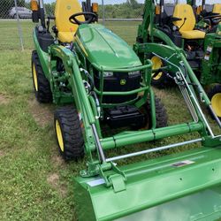 John Deere 2025R Tractor With Loader 