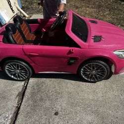 Mercedes With Remote 