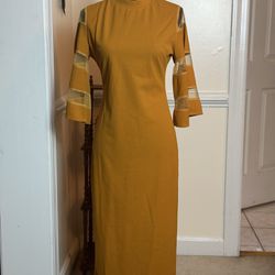 Solid Contrast Mesh Sleeve Split Hem Fitted Dress