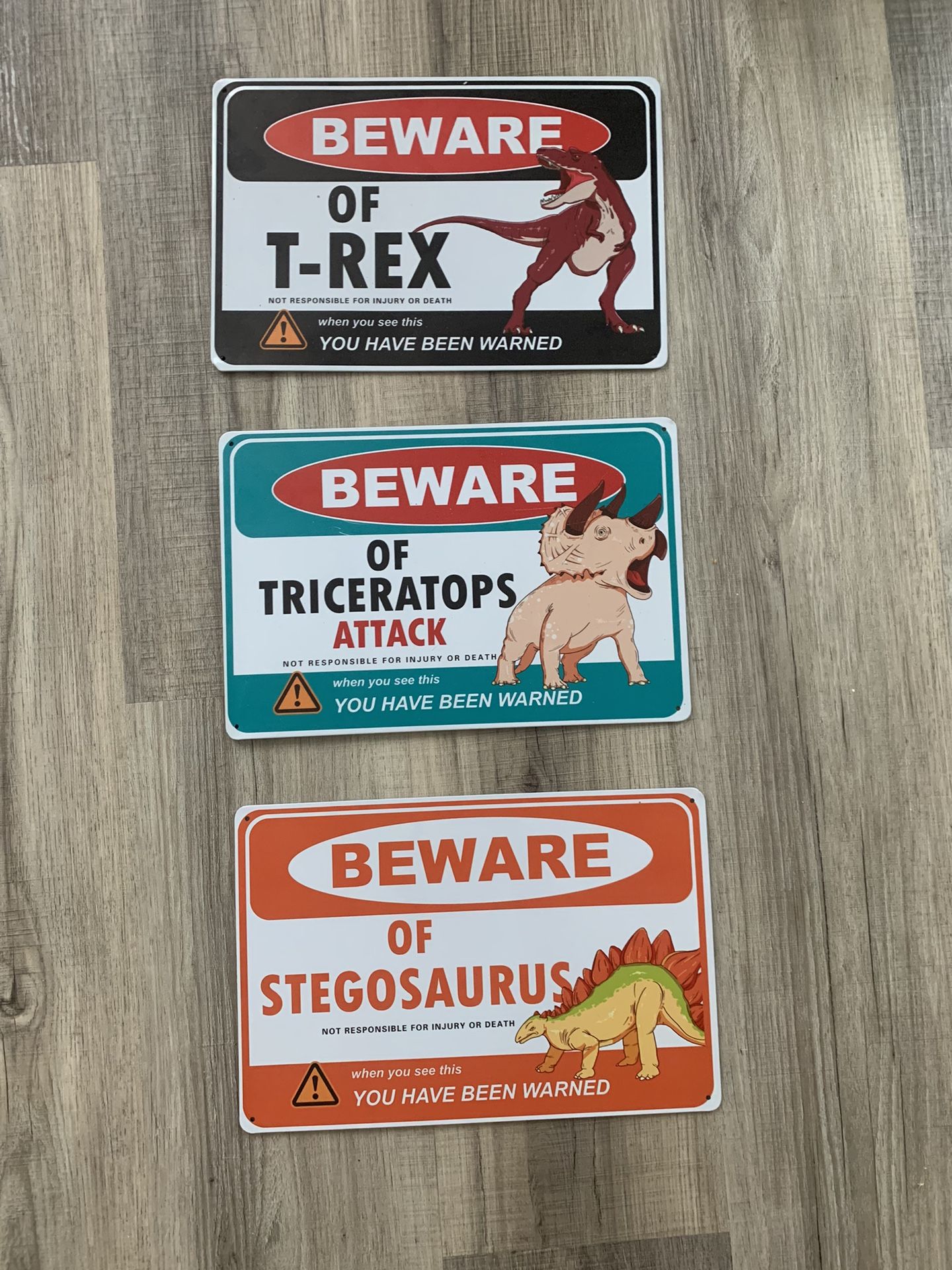Dinosaur Signs