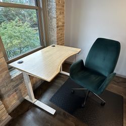 Jarvis Bamboo Sit/Stand and office chair