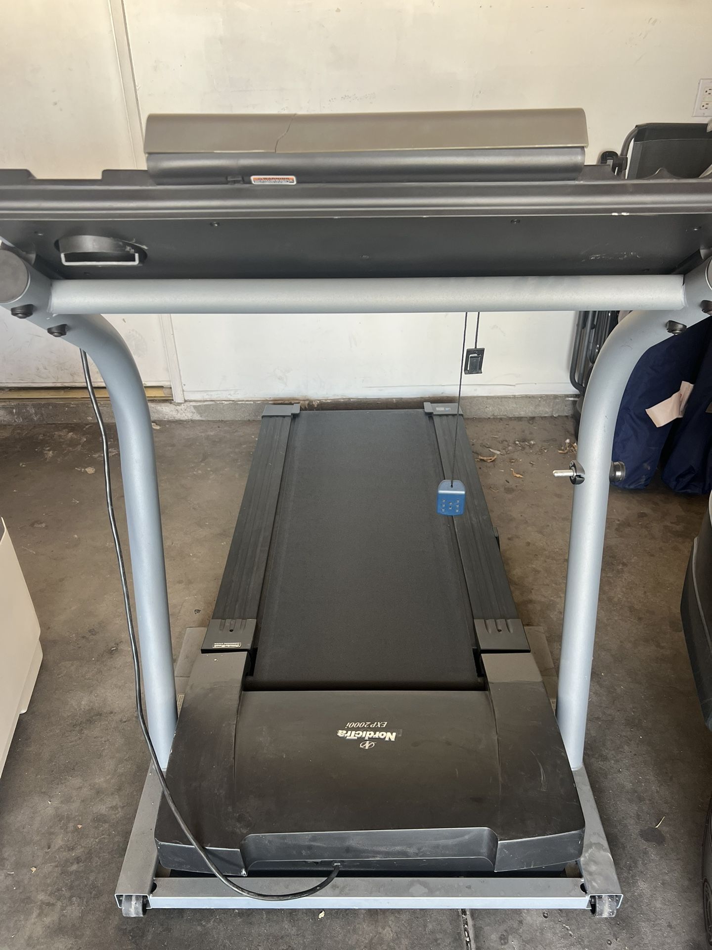Nordictrack EXP 2000i treadmill