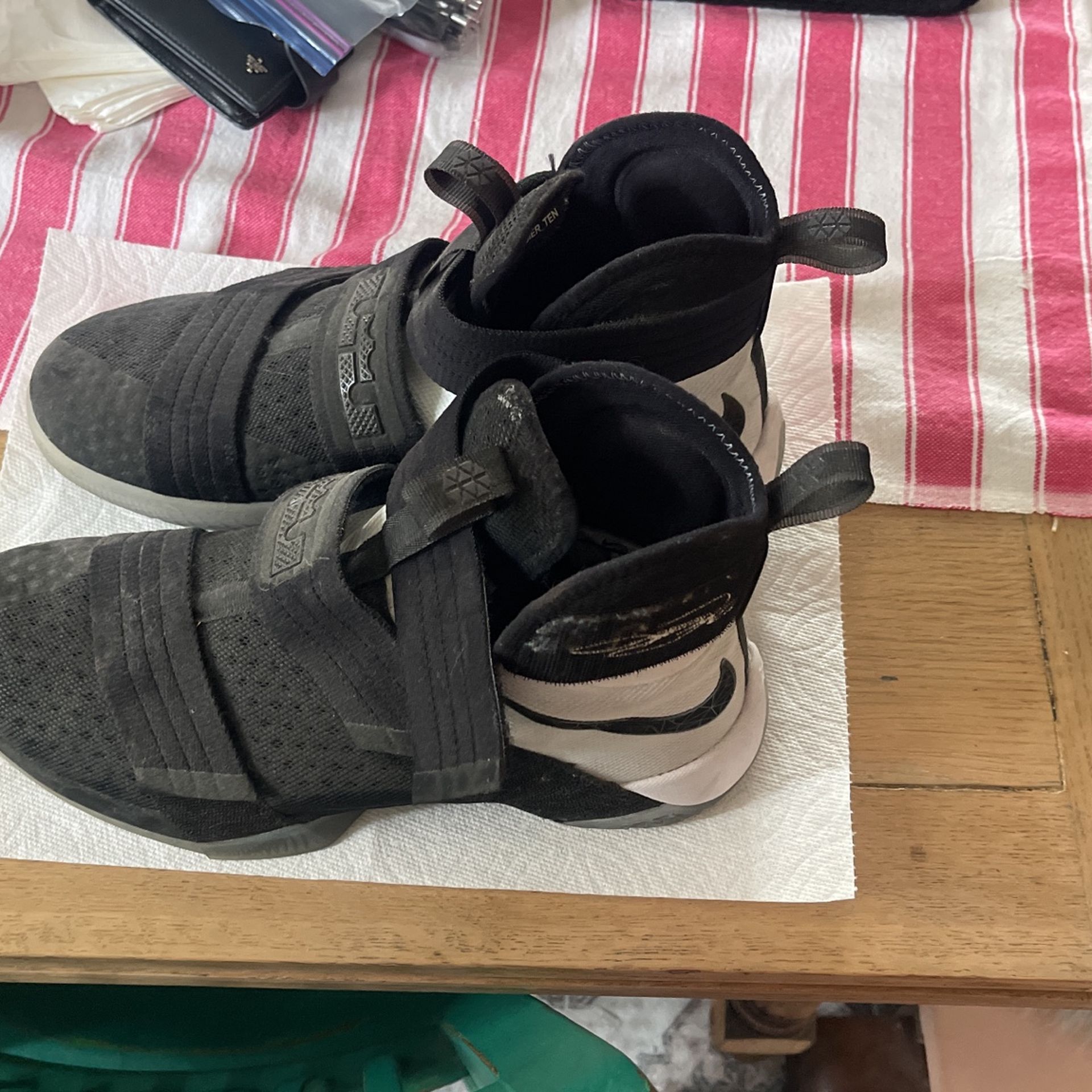 Nike Lebron Soldier 10