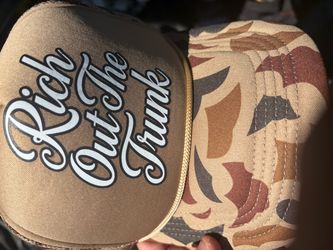 Rich out the trunk hat