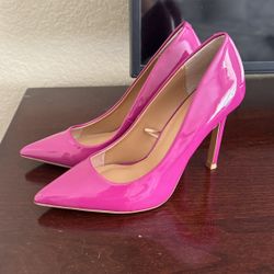 Pink heels Size 6