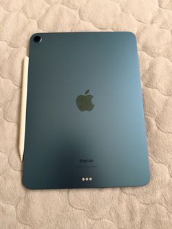 iPad Air 5th Gen (Apple Pencil + Case Included)