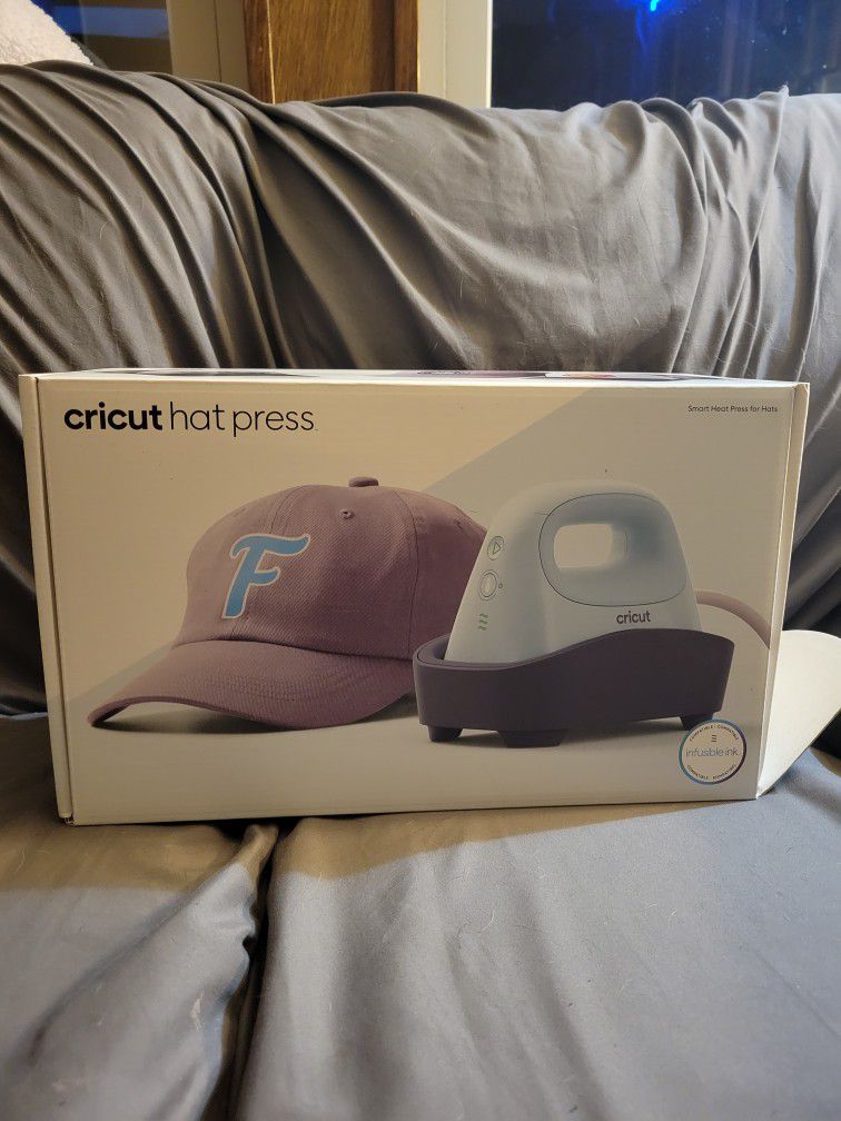 Title: 🧢🔥 Like-New Circuit Hat Press - Perfect Condition - $95 🔥🧢
