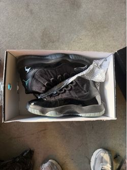 jordan 11 gamas size 9.5 men's