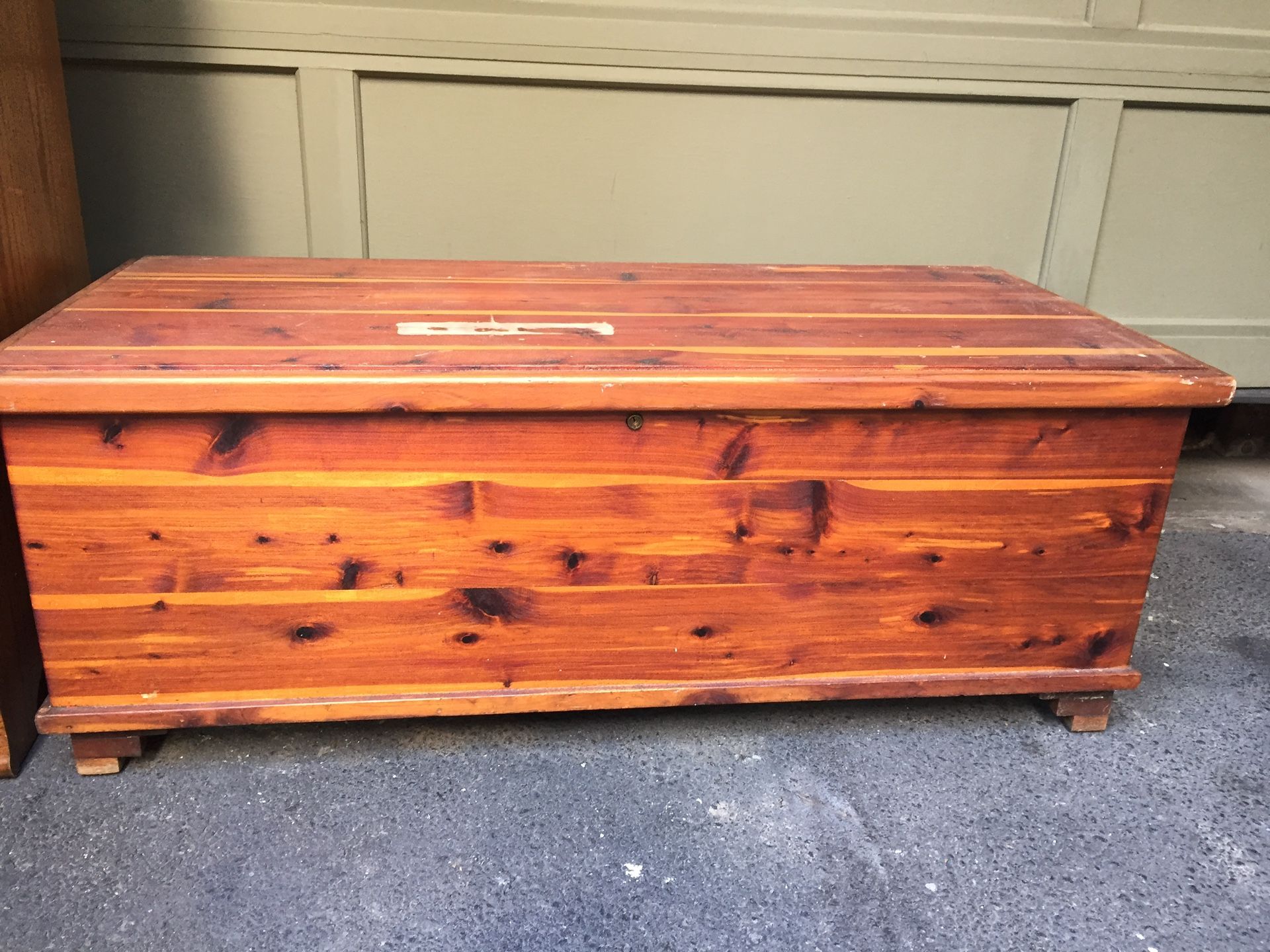 Vintage Wood Trunk, Project Piece