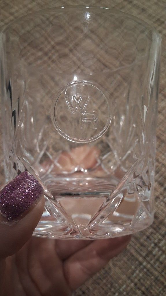 Brand New Limited Edition WOODFORD RESERVE Glencairn Crystal Embossed Logo Rocks Glass in MINT CONDITION!