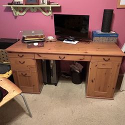 Desk/ Vanity