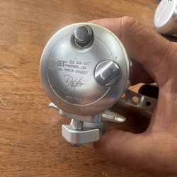 Avet Raptor SX 6/4 MC.  2 Speed Fishing Reel 