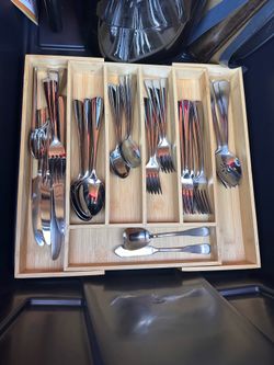 Kingstone  Silverware Set for 8, 40-Piece 18/10 Stainless Steel Flatware Set, Utensils Including Knife Fork and Spoon, Mirror Polished Cutlery Set -Di