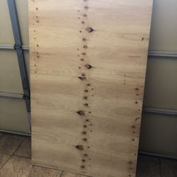 Brand New Sheets Of Plywood Aprx 36”x60”x1/2” Great For small Projects And Ready For Immediate Pick Up $10 Each