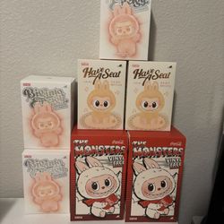 Pop Mart Labubus