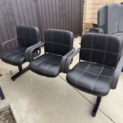 3-Seat Waiting Room Bench | Must Go This Week!