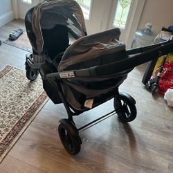 Graco Wagon $100  Like New Walmart Selling For $479