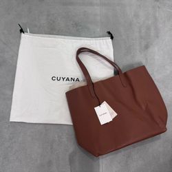 Cuyana Classic Leather Structured Tote