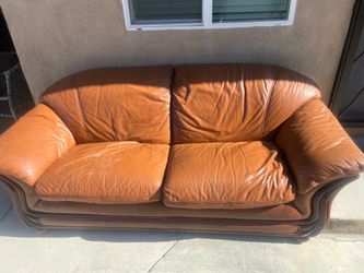 Free couch
