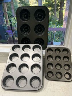 Muffin tins
