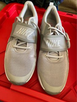 Men’s Nike shoes