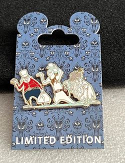 Disney WDI Haunted Mansion Hitchhiking Ghost in Frontierland Cast LE 300 Pin