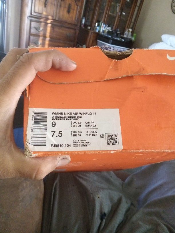 !!!!!NEW NIKE AIR WOMEN'S WINFLO !!!!!!!