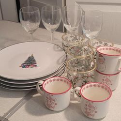 HOLIDAY DINNERWARE 