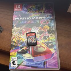 Mario kart 8 deluxe