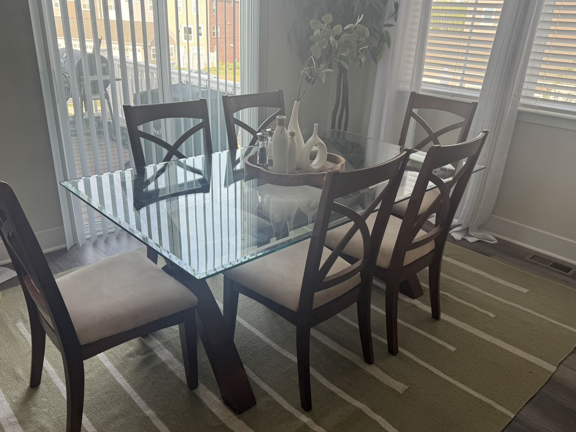 7 Piece Dining Room Table Set & Server