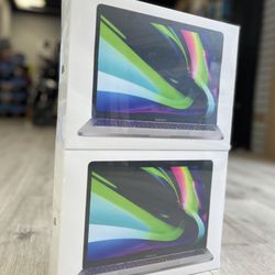MacBook Pro 13 inch M2 Chip (Brand New) (Take It Home In Payment/ llévatelo a casa en pagos) 