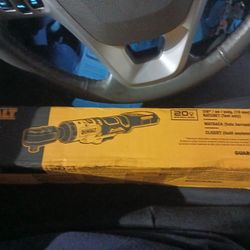 ATOMIC 20V MAX Cordless 3/8 in. Ratchet (Tool Only)