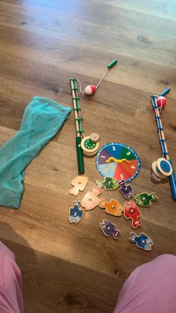 Melissa and Doug Magnetic fishing game