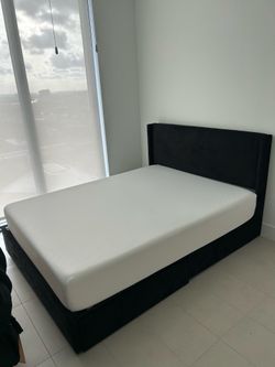 Queen Bed Frame w Storage