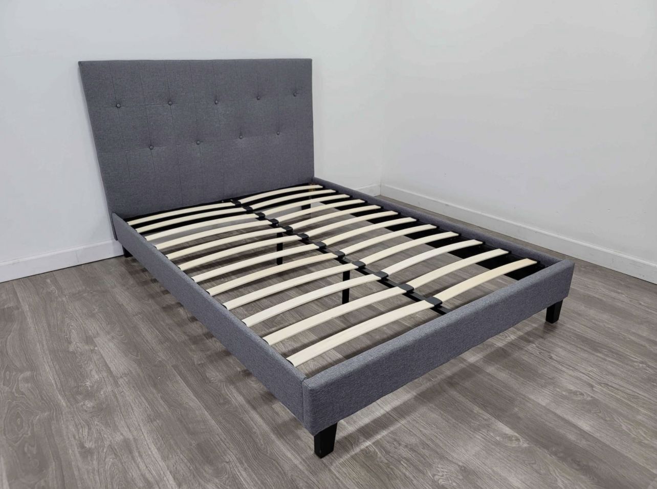 Full Bed . Stylish And Comfort For Your Home ! - Cama Full ¡ Estilo Y Comodidad Para Su Hogar !