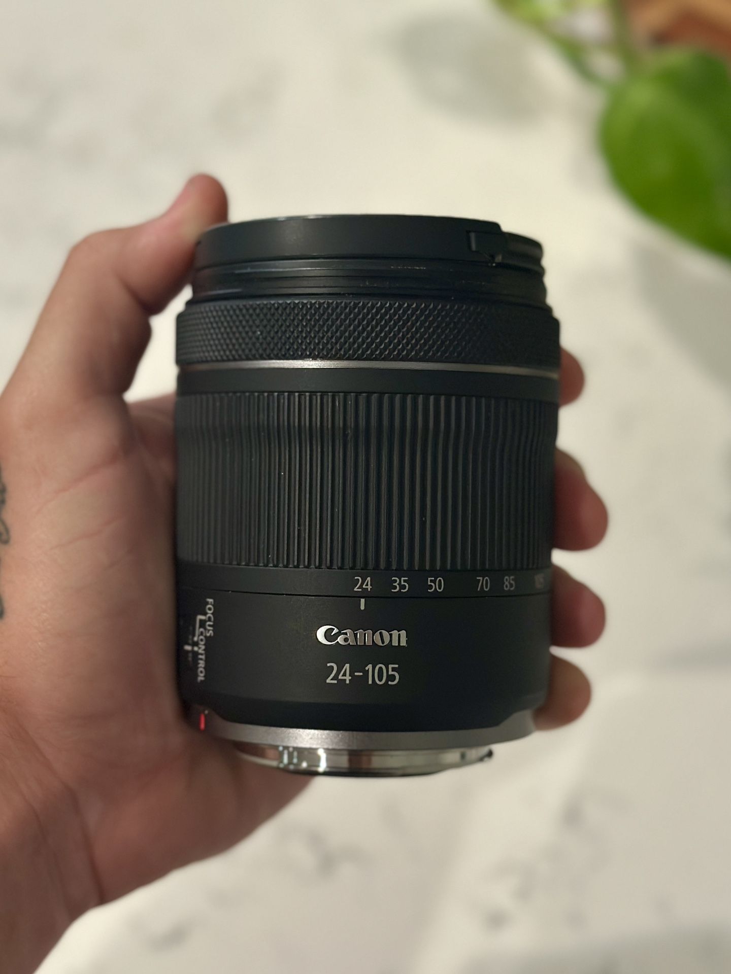 Canon RF 24-105mm f/4-7.1 IS STM Lens – Excellent Condition