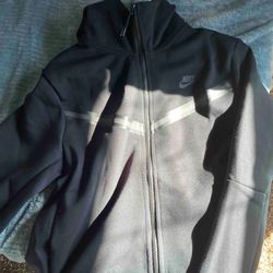 Nike Tech Black 