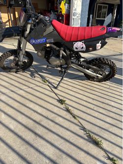 125cc Pit Bikes (free helmet XL)