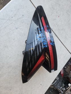 Hyundai Tucson left tail light Oem