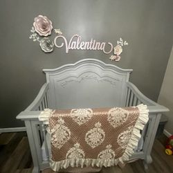 Crib + Dresser + New matress+ crib bedding sets