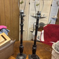 Vintage Set of 2 Lamps  - approx 31”T Finals have chips as pictured   $15 Set   Millington Oakland Meets  Wolfchase/Bartlett Guitar Center Sat @1pm