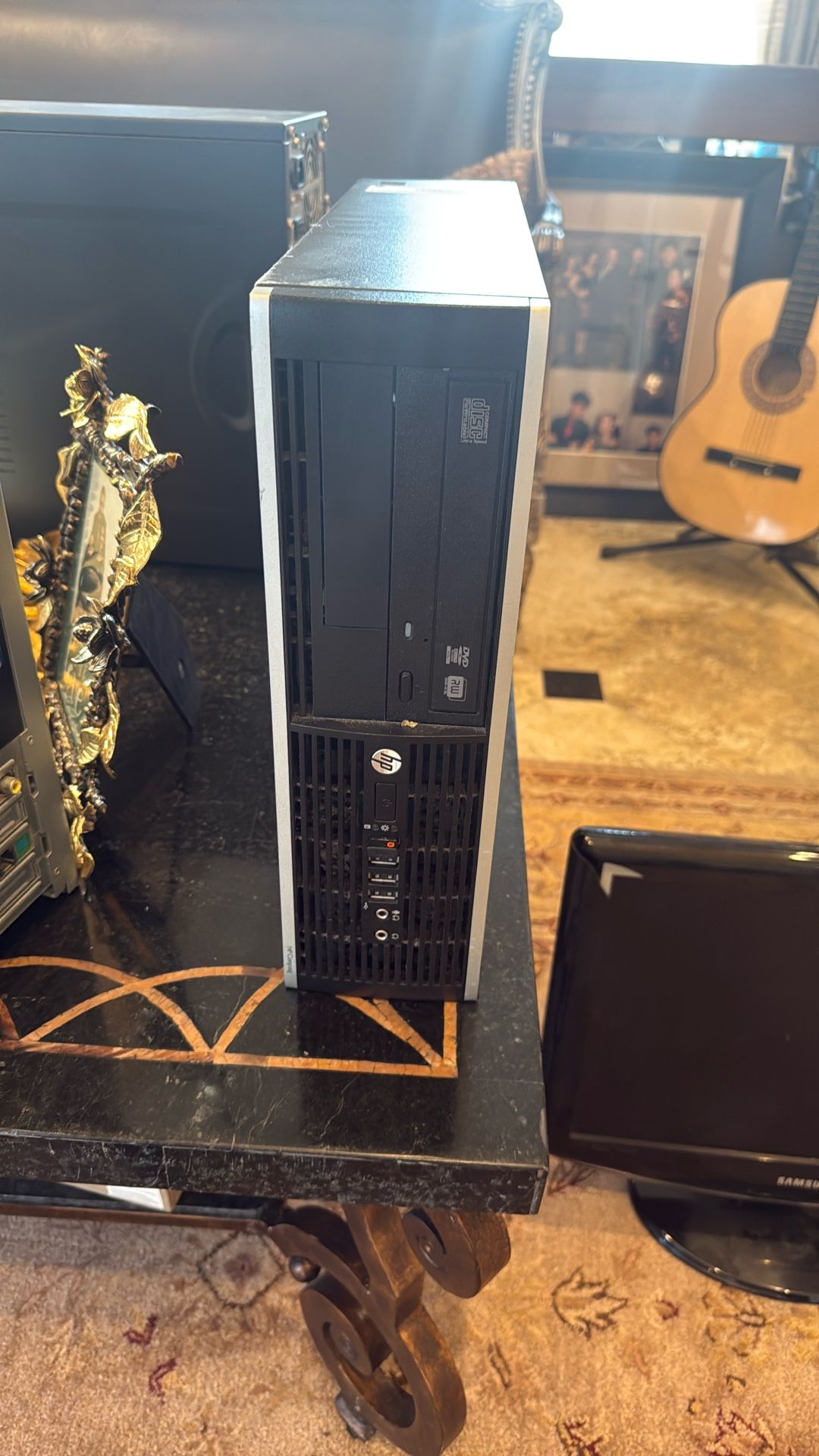HP Desktop Tower No Memory No Hard Drive