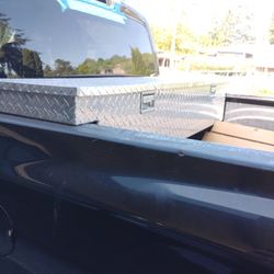 Dodge Ram 1500 Tool Box