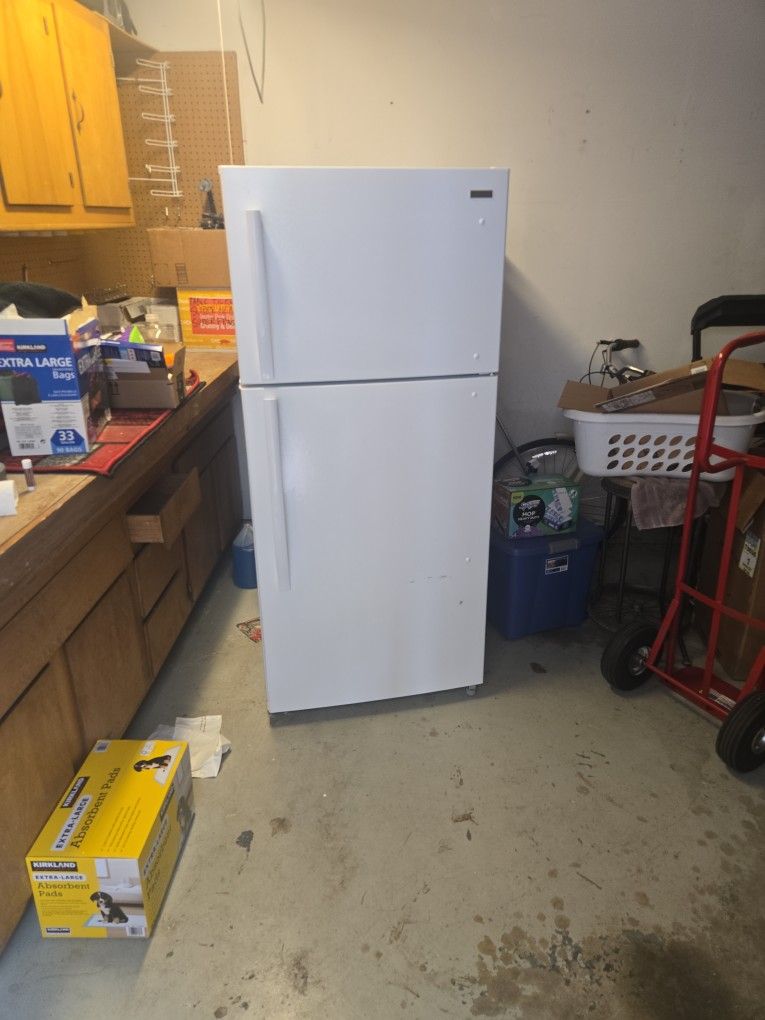 Refrigerator Vissani MDTF18WH