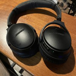 Bose QC35 Noise Cancelling Headphones 