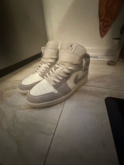 Men's Air Jordan Retro 1 Mid SE Casual Shoes