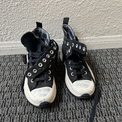 Women converse