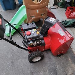 Like New Snowblower 