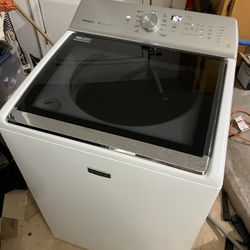 28 Inch Top Load Washer with PowerWash Cycle, Deep Clean Option, Sanitize with Oxi, 11 Wash Cycles, 850 RPM, Optimal Dispensers, Power Impeller, Clean